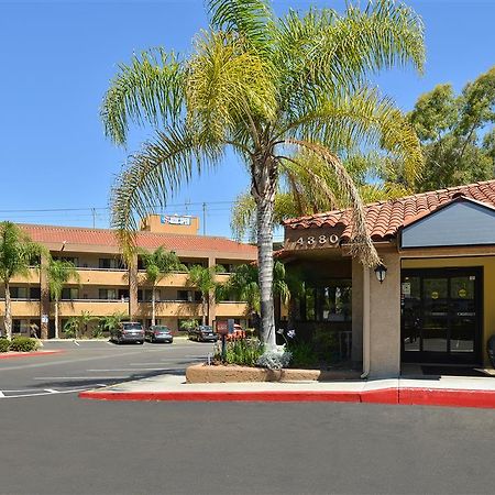 Motel 6 San Diego - Mission Valley Exterior foto